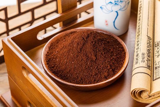 基礎(chǔ)病人群用藥期間靈芝孢子粉怎么吃？
