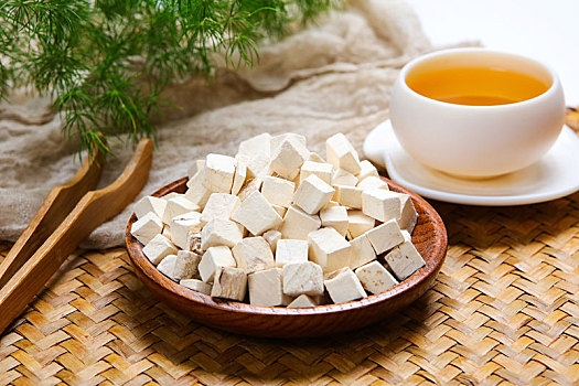 葛根：保護心腦血管，養(yǎng)肝護肝！作用全面的中藥本草